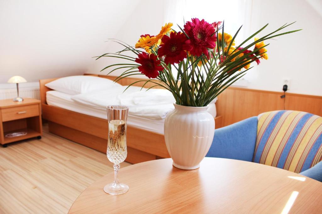 Hotel Pension Kirschstein Wolgast Bilik gambar